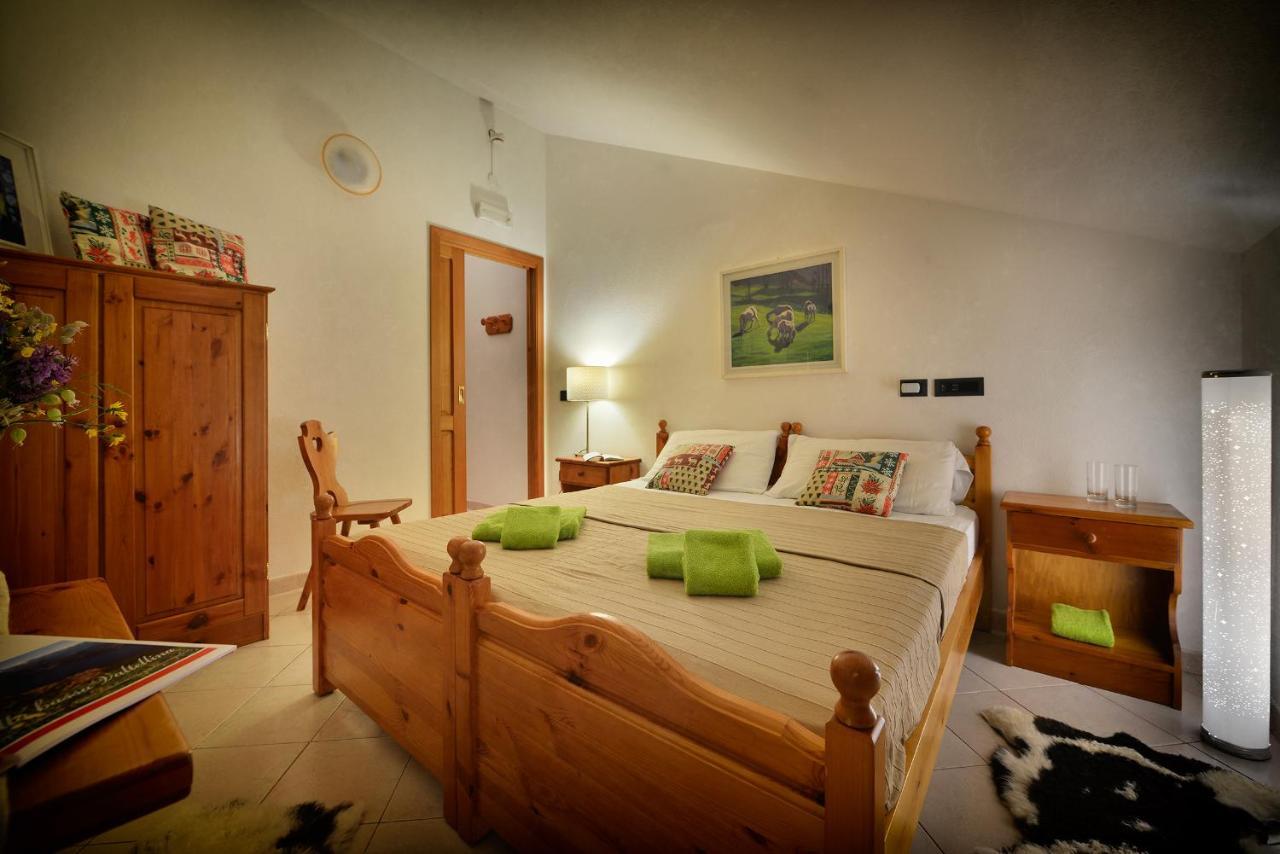 Albergo Casa Alpina San Luigi 캄포돌치노 외부 사진