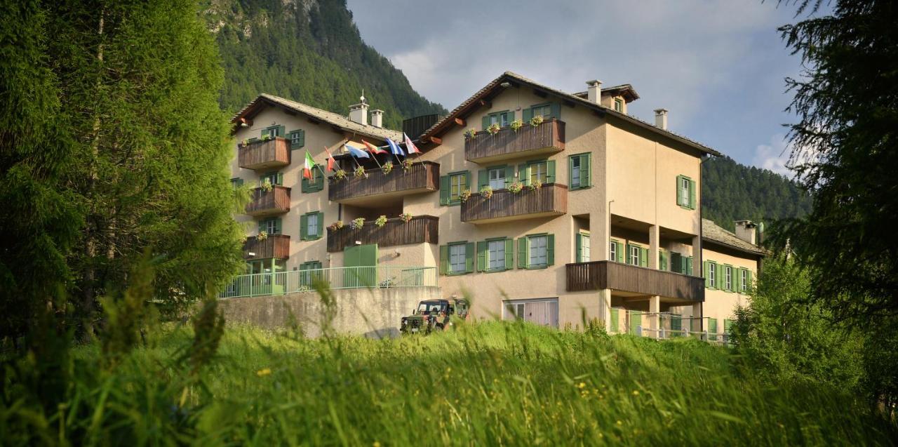 Albergo Casa Alpina San Luigi 캄포돌치노 외부 사진